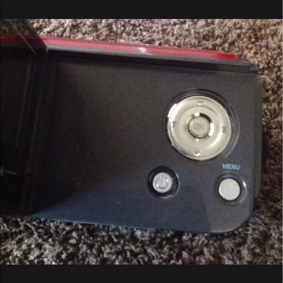 Mustek DV316L Digital Video Camera 6-in-1 Multifunctional Camera - Picture 4 of 8